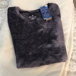 American eagle plush sweater